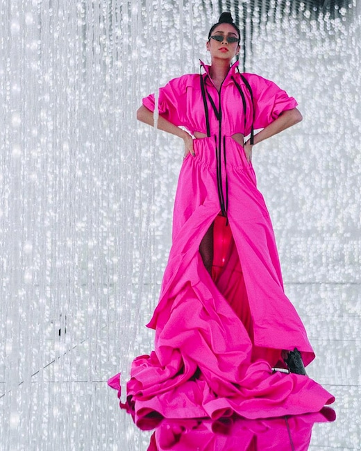 ESC: Shay Mitchell